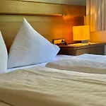 Apart-garni Alpevita Guest house 3*