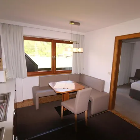 Apart-garni Alpevita 3*