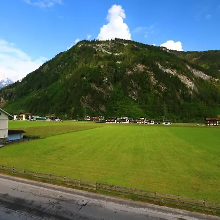Apart-garni Alpevita 3* Mayrhofen
