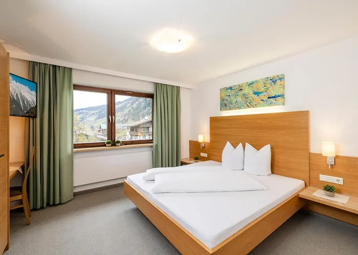 Apart-garni Alpevita Pensionat 3*