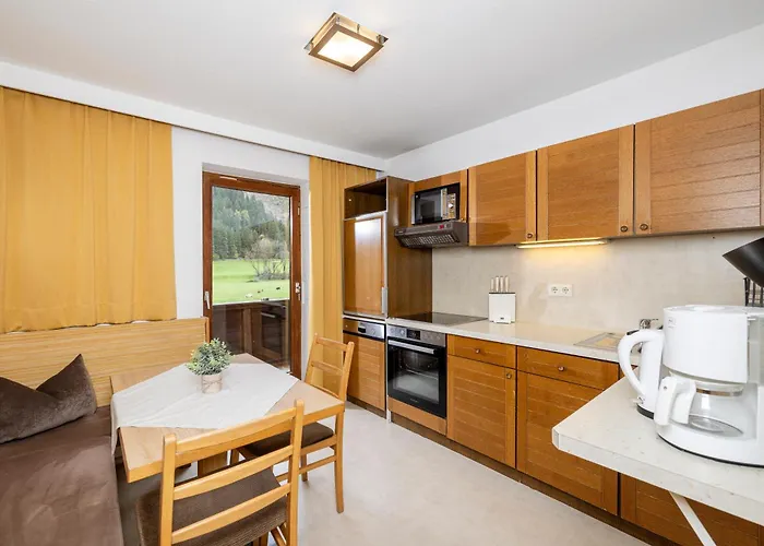 Apart-garni Alpevita Pensionat 3*